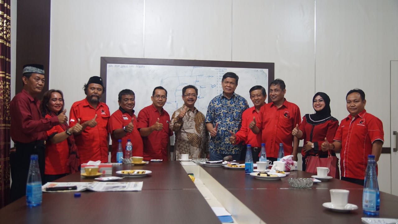 Silaturahmi ke Posko, PDIP Milik Rusda-Sjafei?