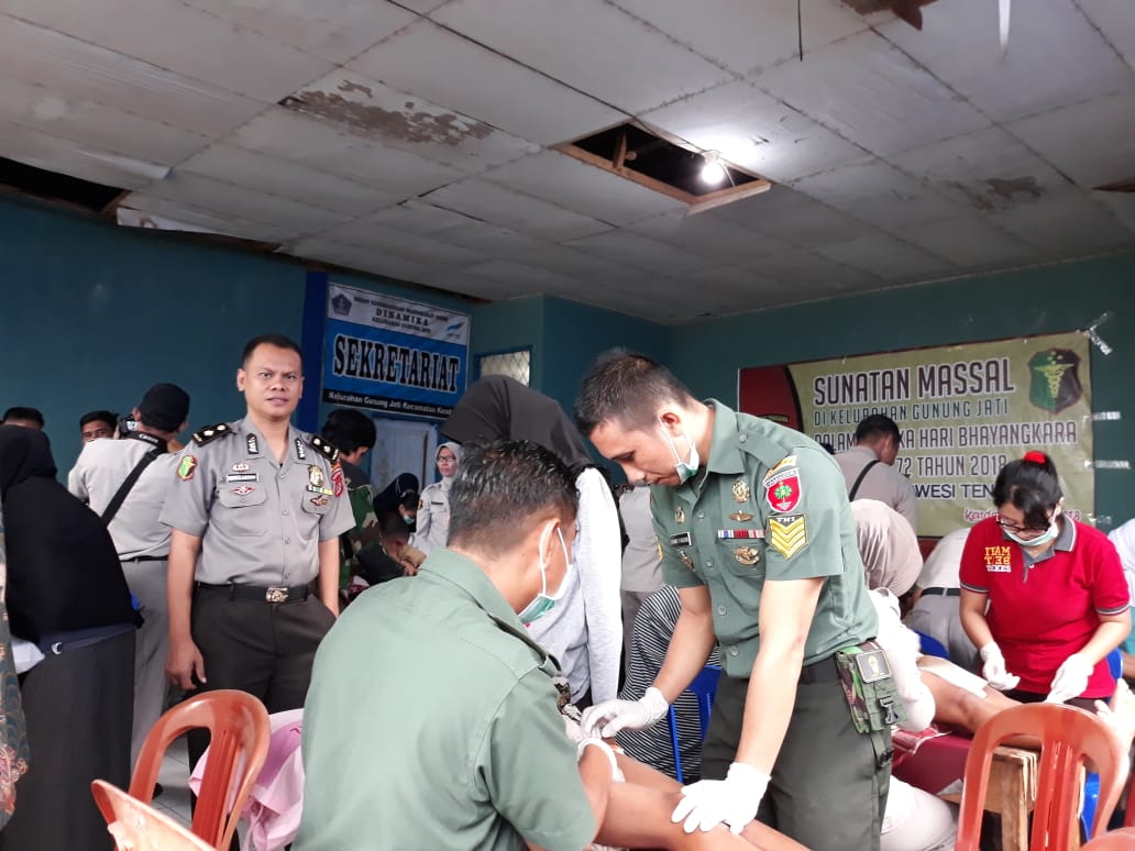 Ratusan Anak Antusias Ikuti Sunatan Massal Polda Sultra