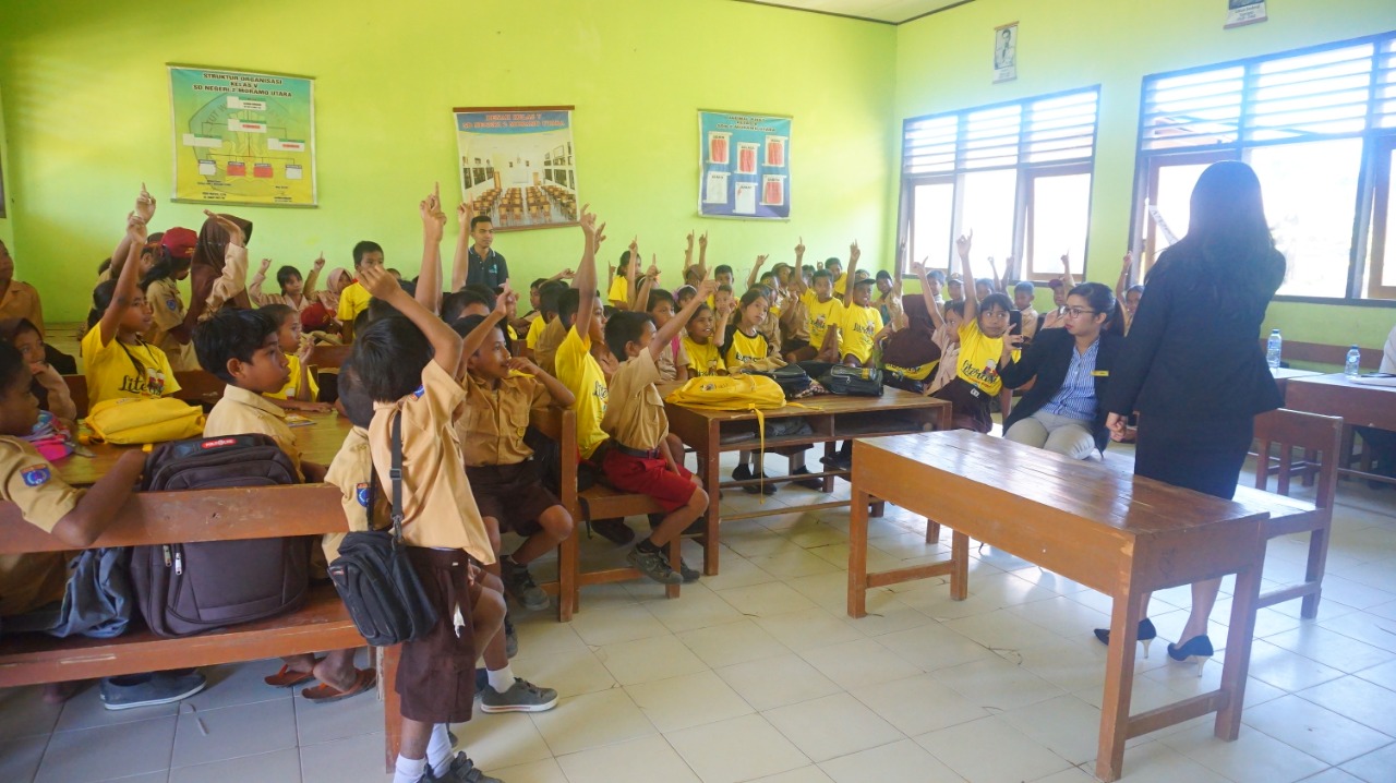 Melalui Literasi Ceria, Management Swiss-Belhotel Ajak Masyarakat Peduli Pendidikan