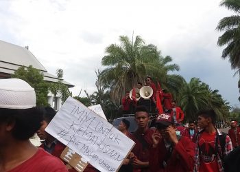 IMM Sultra Protes Aksi Diskriminasi Terhadap Kaum Uighur