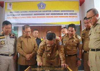 Resmikan Kantor Lurah Anduonohu, Sulkarnain Harapkan Peningkatan Pelayanan