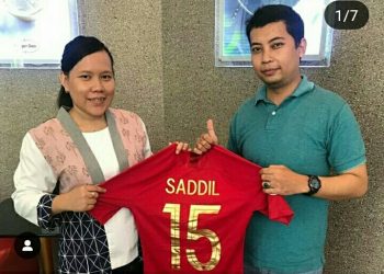 Lelang Jersey, Saddil Ramdani Bantu Korban Bencana di Sentani