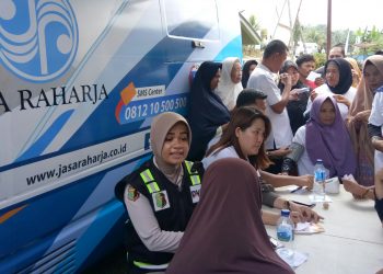 Gandeng Biddokes Polda, PT. Jasa Raharja Layani Pemeriksaan Kesehatan Gratis di Desa Amosilu