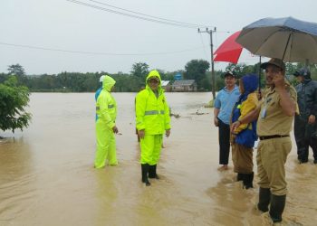 Pantau Lokasi Banjir, Kapolres Konsel Perintahkan Personilnya Siaga