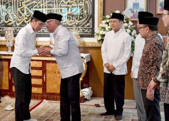 Presiden Melayat ke Rumah Duka Ketua MA
