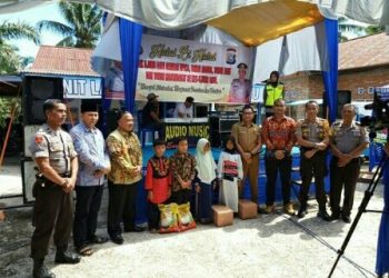 Gelar Halal Bihalal, Polsek Ujung Batu Santuni Anak Yatim