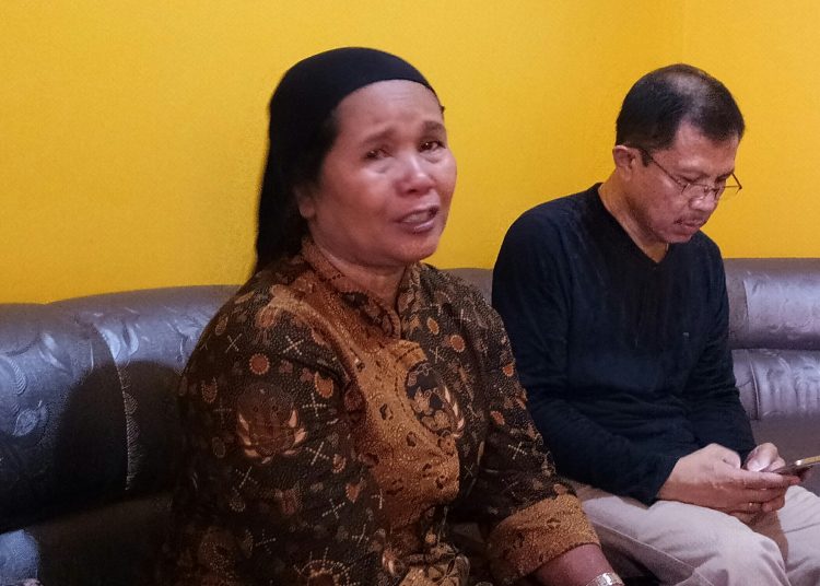 Mantan Direktur PT. DJL, Risma Purba (kiri). Foto: Ikas.