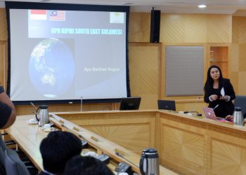 Ayu Berliner Hugua Presentase Potensi Pariwisata Sultra di Hadapan Menteri Pembangunan Usahawan Malasyia