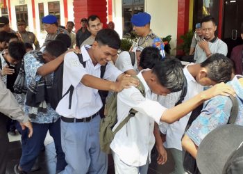 Puluhan Siswa Terjaring Razia Kasih Sayang, Polisi Temukan Benda Tajam