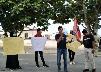 Mencemari Lingkungan, Masyarakat Minta Izin Operasional PT. Golden Prima Wakatobi Dicabut