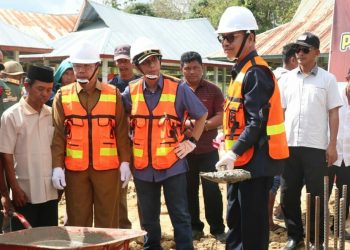 Dibiayai Kemenperindag, Pasar Rakyat Desa Marga Cinta Jadi “Jualan” Politik Surunuddin?