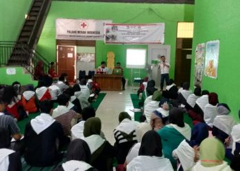 PMI Sultra Latih 86 Mahasiswa Terkait Teknik Pertolongan Pertama
