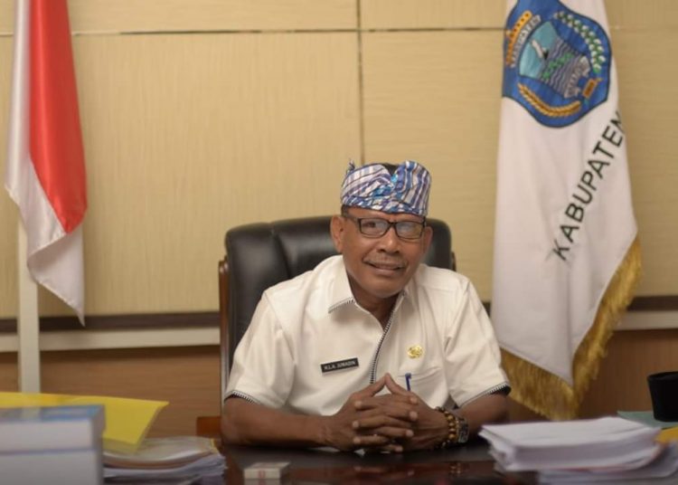 Sekretaris Daerah Kabupaten Wakatobi, DRS. H. La Jumadin. Foto: Syaiful/tenggaranews.com.