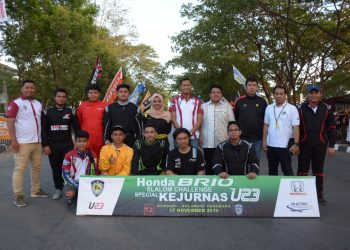 YMS Sukses Gelar Honda Brio Slalom di Kendari