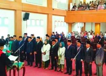 Adik Bupati Konut Jabat Ketua DPRD Sementara