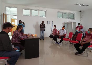 Diduga Terpapar Covid 19, Seorang Ibu dan Dua Anaknya Diisolasi di RSUD Muna