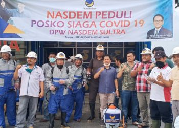Cegah Corona, DPW NasDem Sultra Lakukan Penyemprotan Disinfektan di Ruang Publik