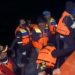 Tim Gabungan Evakuasi 14 Wisatawan Lokal di Pulau Padamarang
