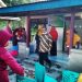 Bupati Buton Utara Serahkan Bantuan Al Qur’an di TPA Al Ikhlas