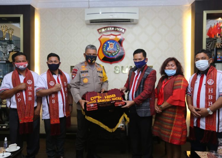 Kapolda Sumut Irjen Pol. Drs. Martuani Sormin, M.Si menerima kunjungan