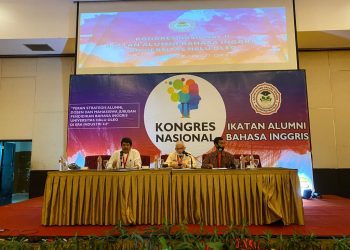 Asrun Lio  Pimpin IKA Bahasa Inggris FKIP UHO