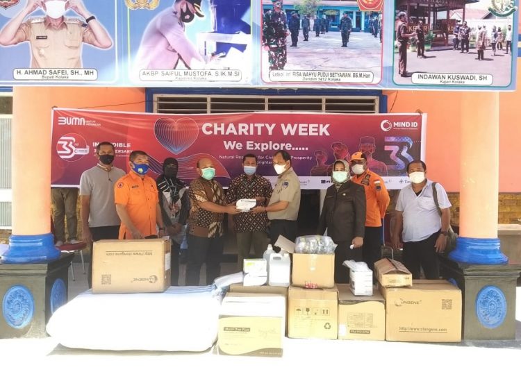 Bantuan PT Antam Tbk kepada warga Kolaka yang terdampak Covid-19