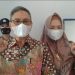 Dua Paslon di Kolaka Timur Salurkan Hak Pilihnya