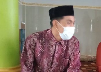 Lurah Anawai Himbau Warga Lansia Agar Ikut Vaksin Covid19 di Taman Kota