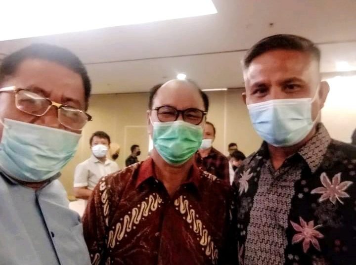 Juru bicara, Samu bersama Surunuddin Dangga dan Rasyid
