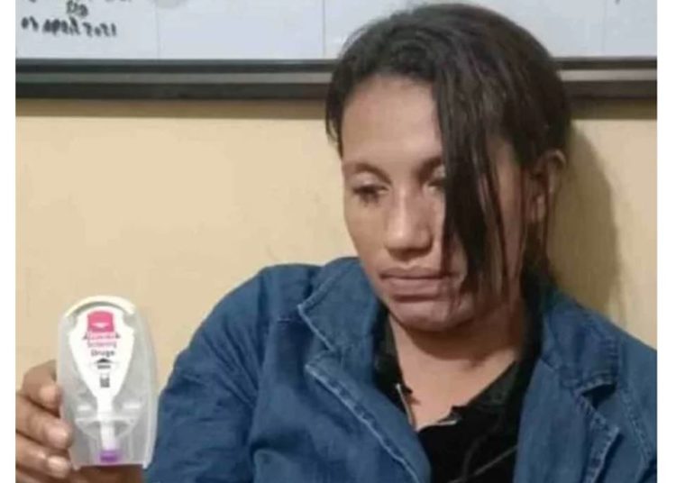 Endang alias Vina pengedar sabu di Melody pijat tradisional.