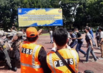 Simulasi Unjuk Rasa, Kabid Humas Polda Sultra Paparkan Tiga Situasi yang Harus Diperhatikan Wartawan