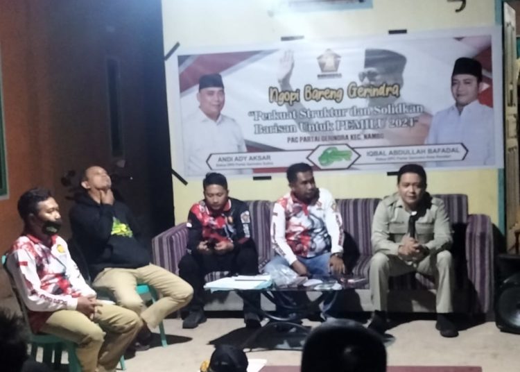 Ketua DPC Partai Gerindra, Iqbal Abdullah Bafadal (kanan) menemui pimpinan PAC Nambo.