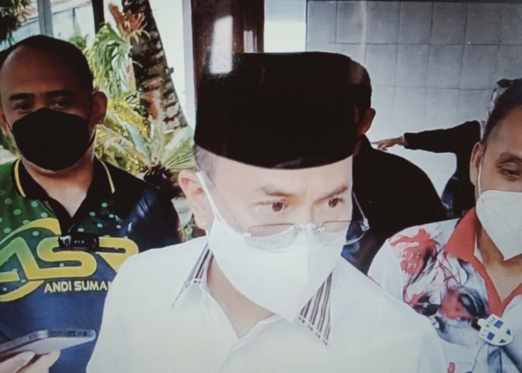 Mayjen TNI Purnawirawan  Andi Sumangerukka