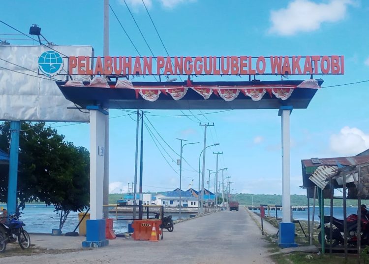 Pelabuhan Pangulubelo Wakatobi