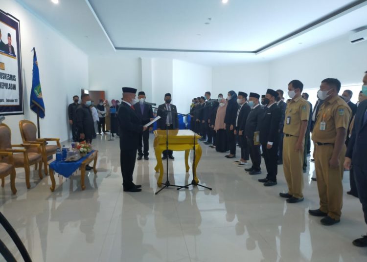 Pelantikan pejabat pengawas Eselon IV dan VII Kepala Puskesmas.