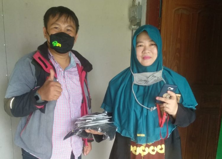Relawan ASR Konsel bagi masker