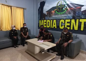 Kejari Muna Tetapkan Dua Tersangka Kasus Korupsi Makan Minum Sekretariat DPRD Mubar
