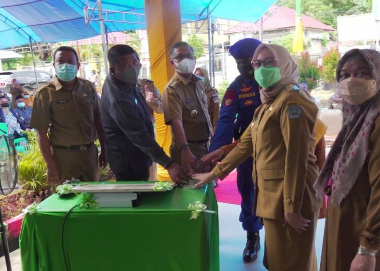 Wali Kota Kendari Sulkarnain Kadir resmikan gedung baru Puskesmas Abeli