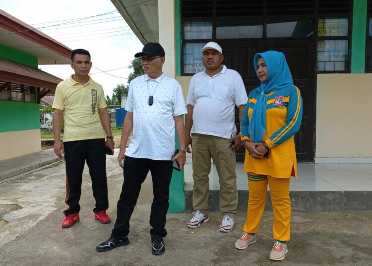 Kadis Dikbud Sultra, Asrun Lio tinjau SMK Negeri 1 Raha
