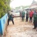 Langgar RTRW, Pagar Warkop Haji Anto Dua di Dekat Jembatan Triping Dibongkar