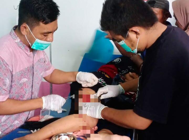 Korban saat mendapatkan perawatan di Puskemas Kanapa-napa, Foto : Hasan Barakati, TenggaraNews.com