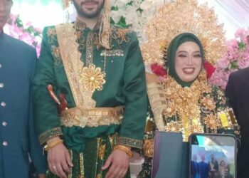 Kenalan Lewat Medsos, Pria Asal Turki Persunting Karyawan Honorer Asal Muna