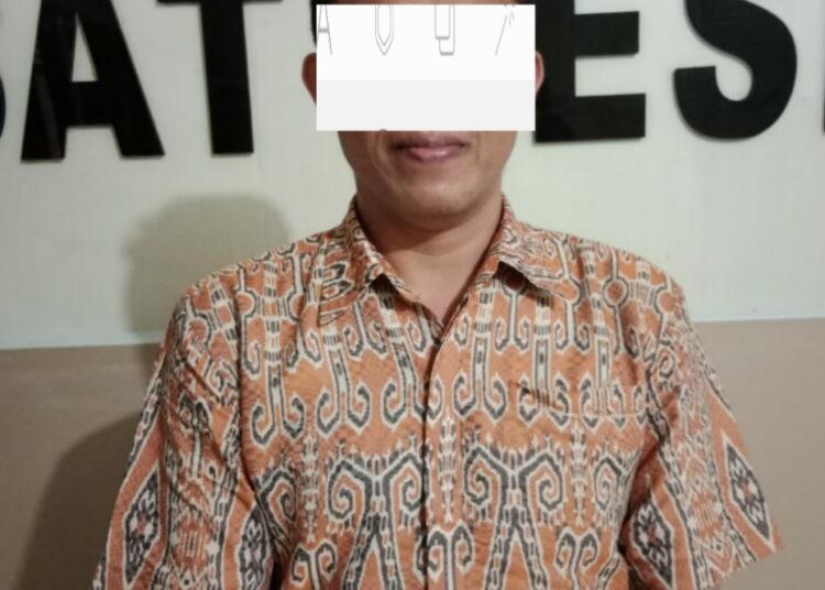 Dosen Universitas Terbuka atas nama La Ode Muhammad Ruspan Takasi ditangkap Buser 77 Polresta Kendari