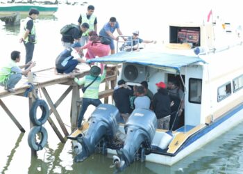 Kisah Perjuangan Salwia Melahirkan dari Wawonii Dilarikan ke Rumah Sakit Kendari