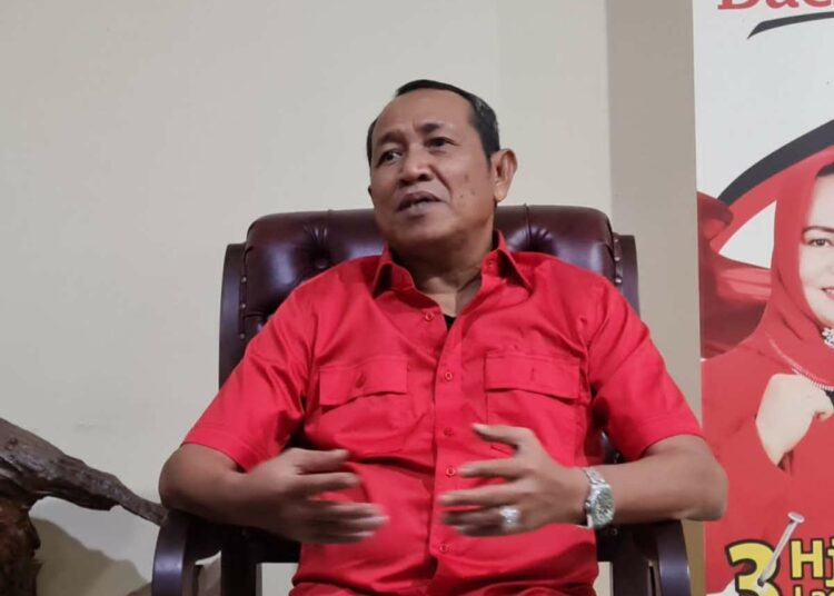 Ketua DPC PDI Perjuangan Kota Kendari, H.Ishak Ismail, SH