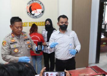 Umi Kalsum Diciduk Polisi Usai Memperoleh Sabu dari Orang Tak Dikenal