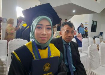 Siti Khatimah Terpilih Menjadi Wisudawan Terbaik UHO