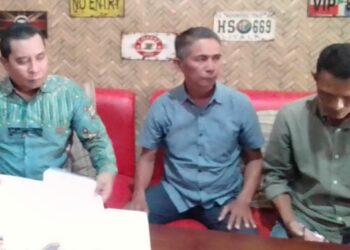 Bupati Muna Didesak Kuasa Hukum Cakades Terpilih Batalkan Keputusan PSU