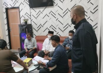 Berkas Perkara Dinyatakan Sudah P21,Tersangka Prof Barlian Diserahkan ke Kejari Kendari