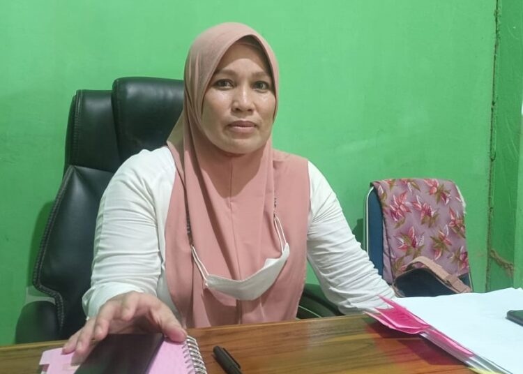 Kepala Bidang Kelembagaan dan Sosial Budaya Masyarakat DPMD Kabupaten Konkep, Isrianti SKM